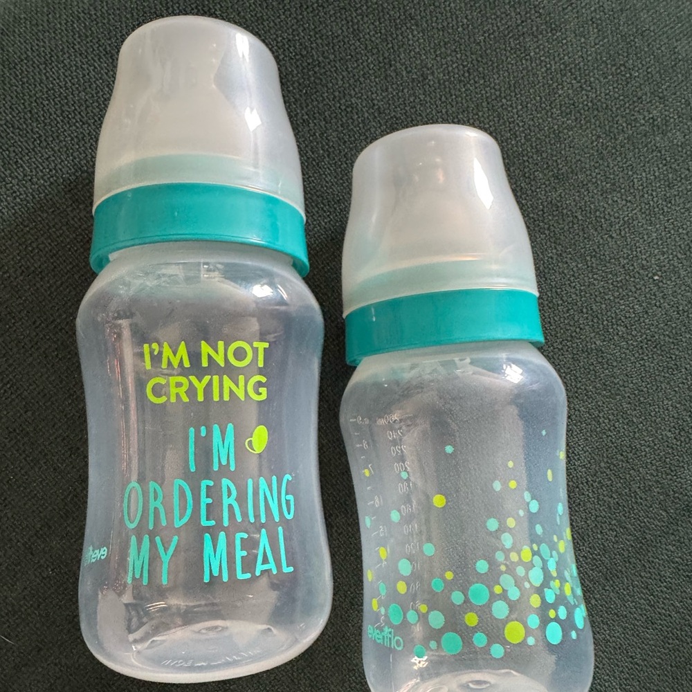 Bottle set, new but not in or packaging.